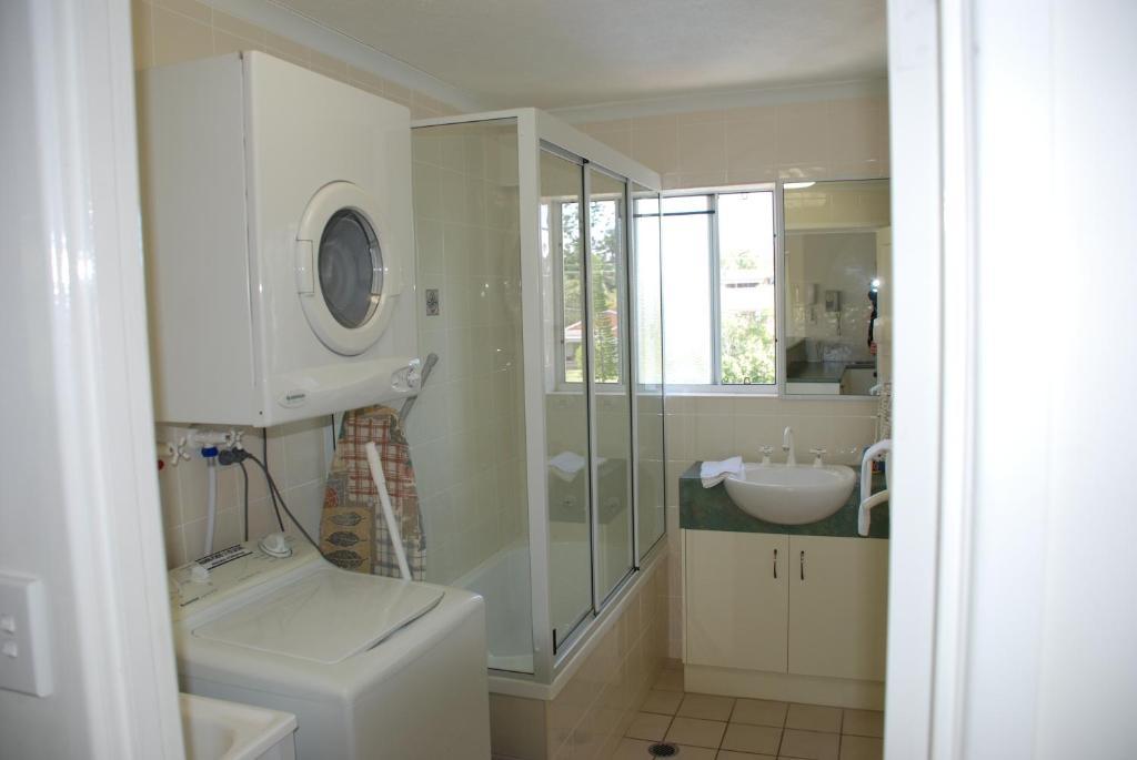 Jade Waters Luxury Apartments Hervey Bay Oda fotoğraf